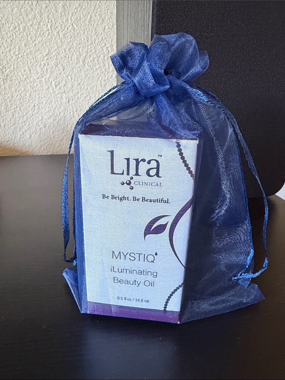 {LIRA} Mystiq iLuminating Beauty Oil - .5fl - Picture 5 of 8